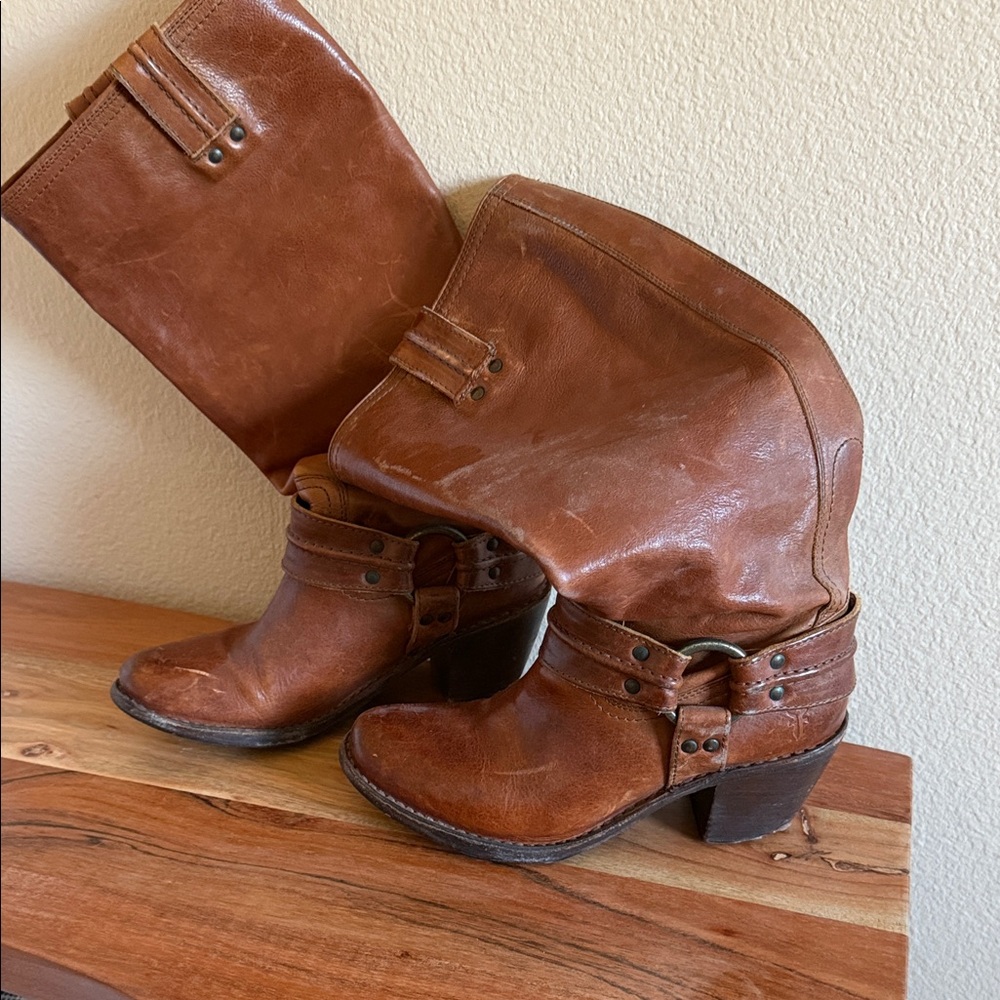 FRYE AND CO. Women's Brown Leather Heeled Boots